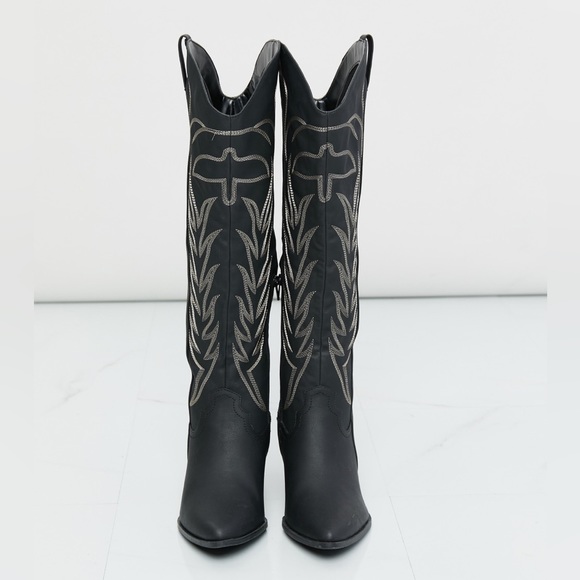 Sold Out - Picture 6 of 6